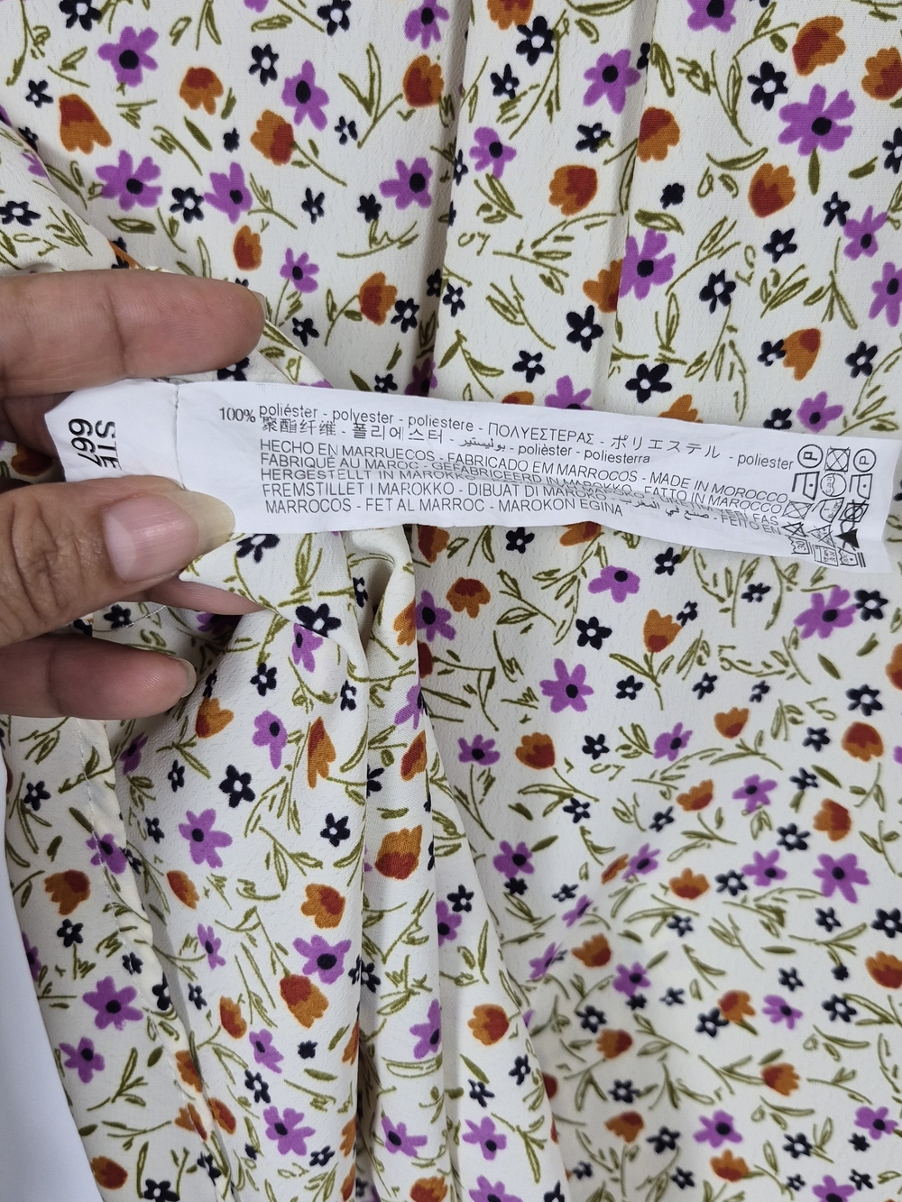 ⭐ Zara Cream Floral Print Long Sleeve Blouse XS - Picture 10 of 10